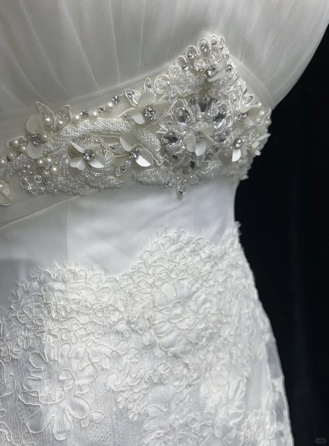 Robe de mariée vintage des années 1960, coupe trapèze, sans bretelles, en tulle et dentelle, longue, blanche, élégante, DH662
