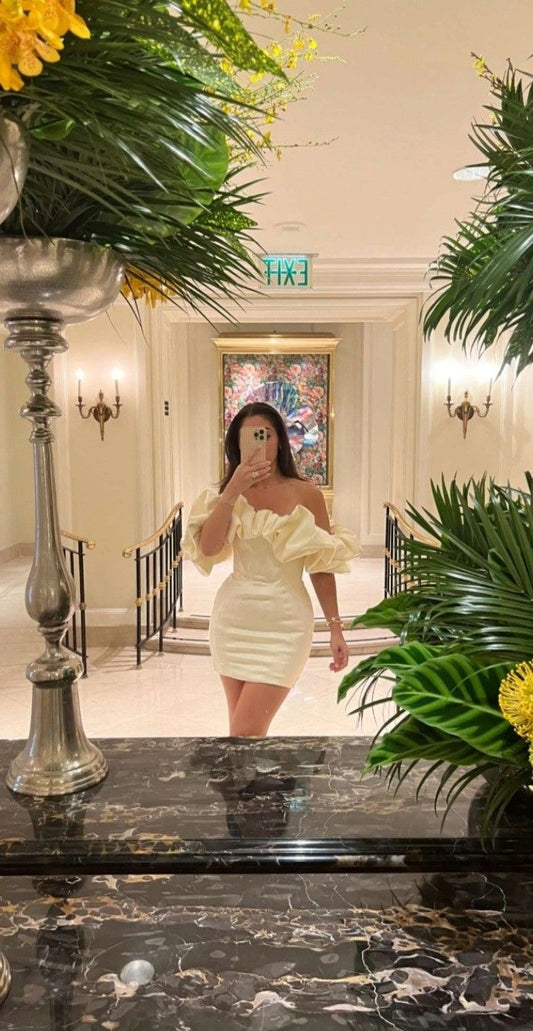 Cute Sheath Off The Shoulder Ivory Satin Mini Short Formal 8th Grade Homecoming Dresses Summer Middle School Hoco Dress Homecoming Outfits DH691