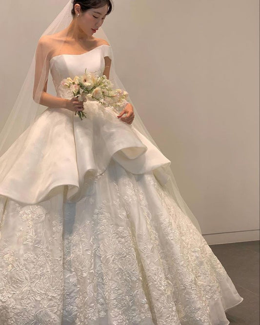 Classy Elegant Wedding Dress Ball Gown Strapless Satin White Wedding Dresses Bridal Gowns DH734