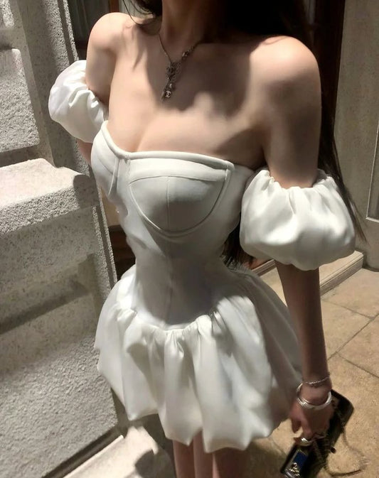 Pretty A Line Sweetheart Sleeveless White Satin Short Mini Formal 8th Grade Homecoming Dresses Summer Middle School Hoco Dress Homecoming Outfits DH847