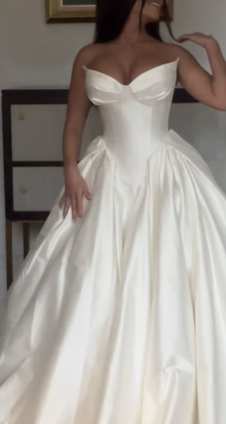 Robe de mariée éthérée, robe de bal, décolleté en cœur, longue, en satin, blanche, DH858