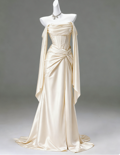 Elegant Sheath Light Champagne Long Prom Dresses; Satin Light Champagne  Evening Dresses DP04009