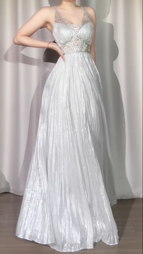 Süßes Ballkleid Spaghettiträger Silbergrau Mini Kurzes Formales Homecoming-Kleid Party Kurzes Ballkleid Hoco Kleider DH2684
