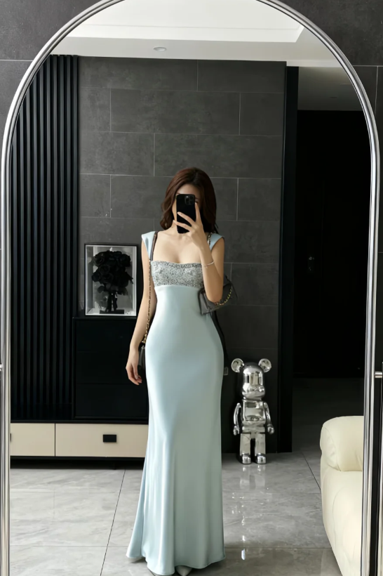 Chic Sheath Bridesmaid Dresses Satin Sleeveless Evening Dresses DP04155