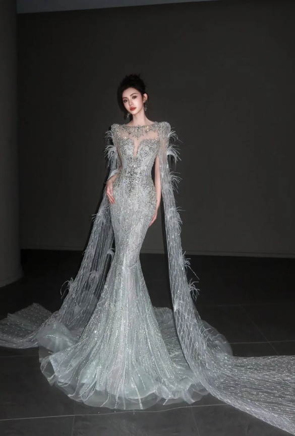 Luxury Mermaid Long Wedding Dresses Tulle Rhinstones Bridal Gowns Sleeveless Bridal Dresses DP04190