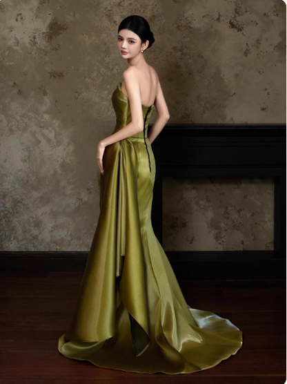 Süßes Ballkleid Spaghettiträger Silbergrau Mini Kurzes Formales Homecoming-Kleid Party Kurzes Ballkleid Hoco Kleider DH2684
