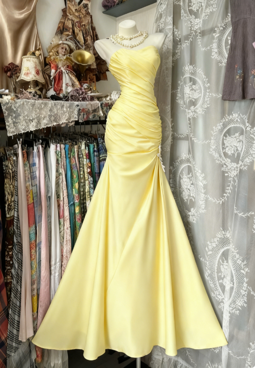 Süßes Ballkleid Spaghettiträger Silbergrau Mini Kurzes Formales Homecoming-Kleid Party Kurzes Ballkleid Hoco Kleider DH2684