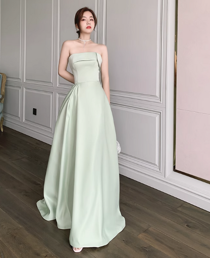 Chic A-Line Green Bridesmaid Dresses Green Sleeveless Evening Dresses DP04238