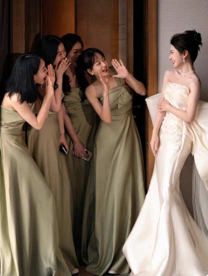 Chic A-Line Green Bridesmaid Dresses Satin Evening Dresses DP04239