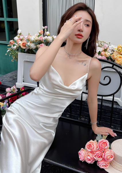 Simple Spaghetti Straps Sheath Evening Dresses Satin White Bridesmaid Dreses DP04250