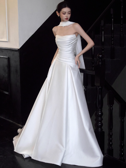 Glam Strapless A-Line Long Wedding Dresses Satin White Bridal Gowns Sleeveless Bridal Dresses DP04301