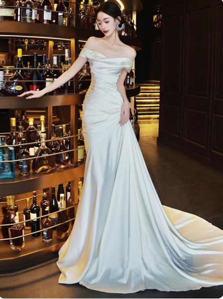 Glam Off-shoulder Sheath Long Wedding Dresses Satin White Bridal Gowns Sleeveless Bridal Dresses DP04302