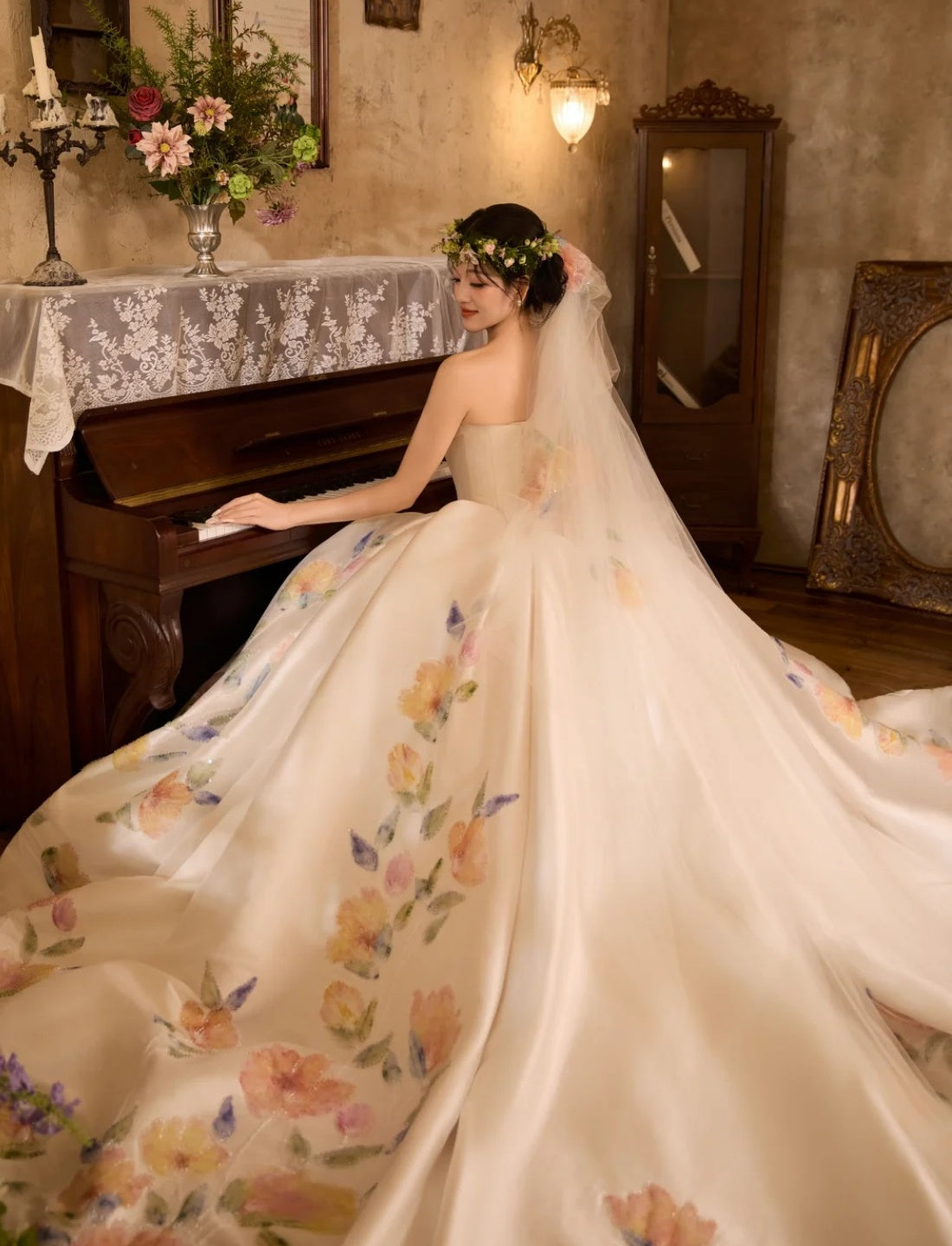 Chic Strapless A-Line Long Wedding Dresses Satin Flowers White Bridal Gowns Sleeveless Bridal Dresses DP04311
