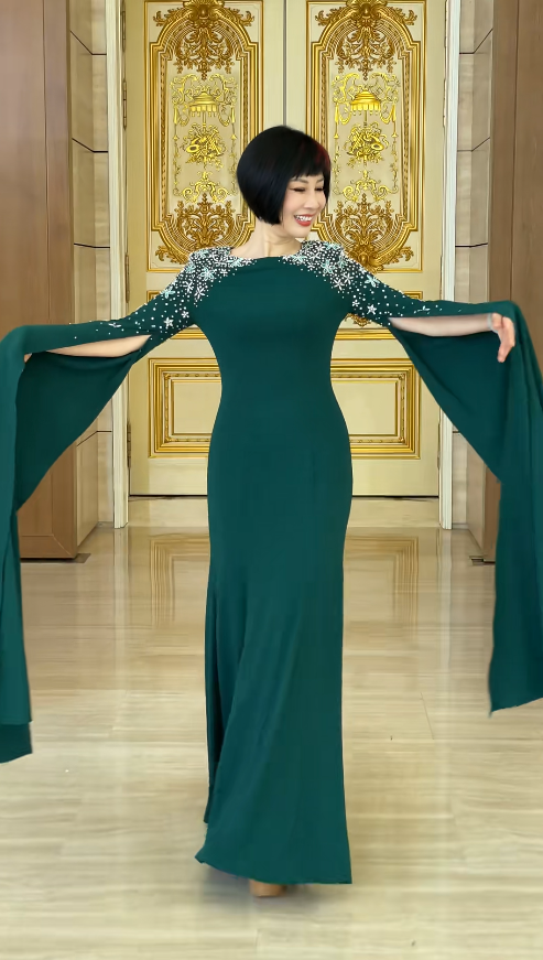 Dark Green Sheath Long Prom Dresses Glam Beaded Chiffon Evening Dresses Jewel Dark Green Mother of Bride Dresses DP04336