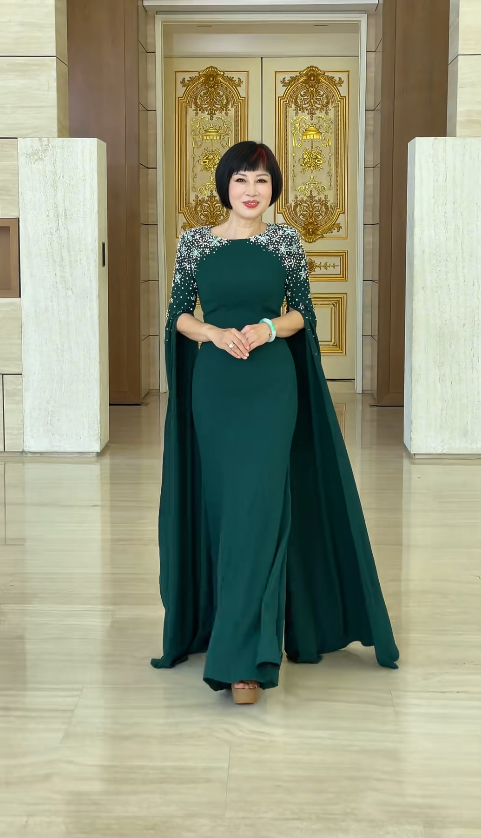 Dark Green Sheath Long Prom Dresses Glam Beaded Chiffon Evening Dresses Jewel Dark Green Mother of Bride Dresses DP04336