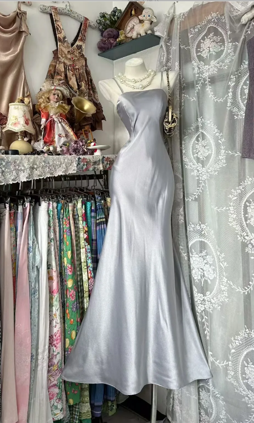 Simple Sheath Long Prom Dresses Spaghetti Straps Gray Evening Dresses Satin Wedding Guest Dresses DP04354