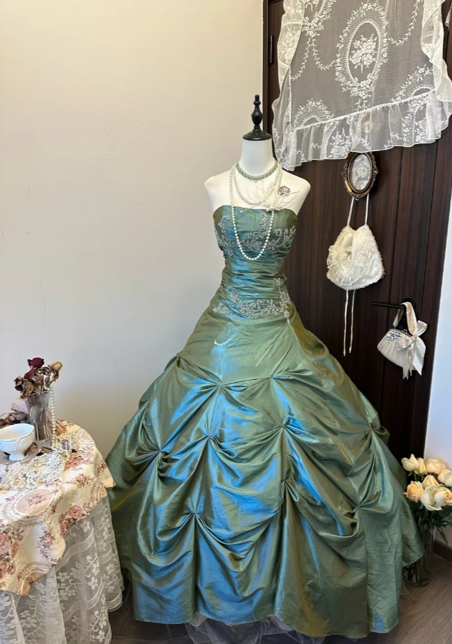 Süßes Ballkleid Spaghettiträger Silbergrau Mini Kurzes Formales Homecoming-Kleid Party Kurzes Ballkleid Hoco Kleider DH2684