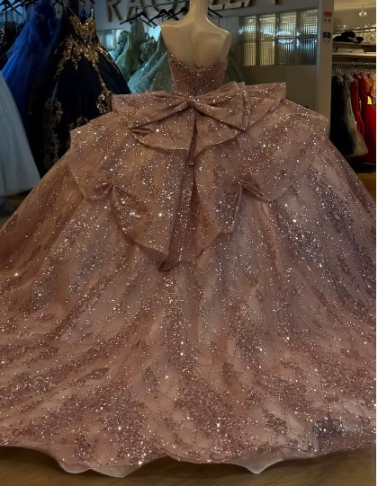 Süßes Ballkleid Spaghettiträger Silbergrau Mini Kurzes Formales Homecoming-Kleid Party Kurzes Ballkleid Hoco Kleider DH2684