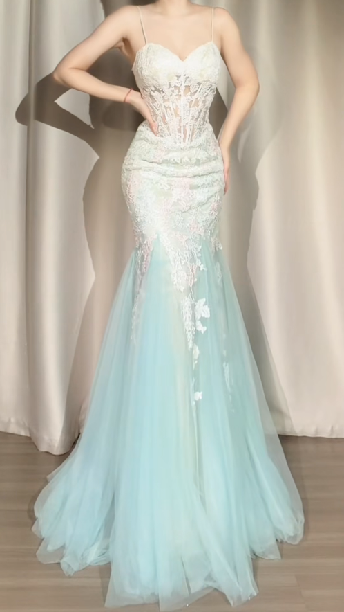 Süßes Ballkleid Spaghettiträger Silbergrau Mini Kurzes Formales Homecoming-Kleid Party Kurzes Ballkleid Hoco Kleider DH2684