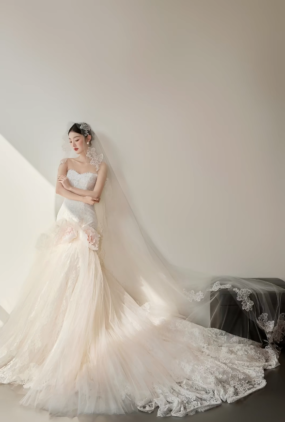 Simple Sweetheart Mermaid Long Wedding Dresses Lace White Bridal Gowns Sleeveless Bridal Dresses DP04412