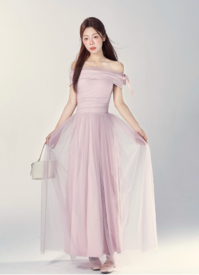 Chic Off-shoulder Birthday Dresses A-Line Pink Long Prom Dresses Tulle Sleevless Bridesmaid Dresses DP04418