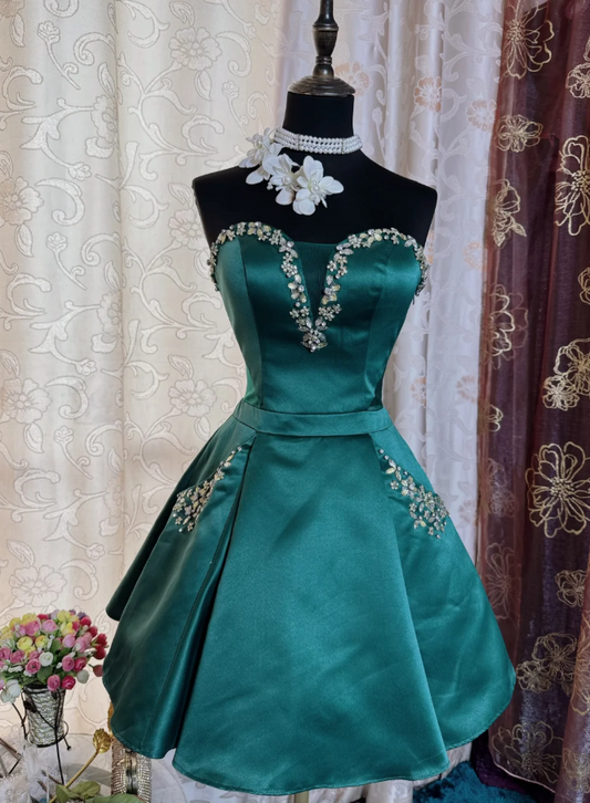 Süßes Ballkleid Spaghettiträger Silbergrau Mini Kurzes Formales Homecoming-Kleid Party Kurzes Ballkleid Hoco Kleider DH2684