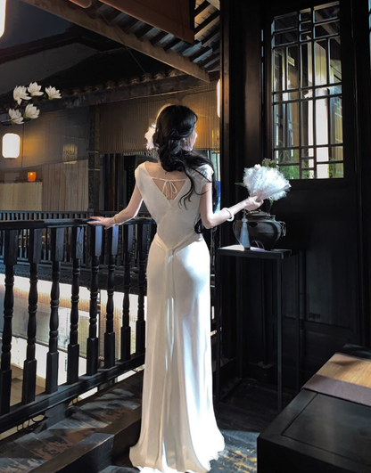 Sexy Sheath White Long Prom Dresses Satin V-Neck Evening Dresses Sleeveless Wedding Guest Dresses DP04497