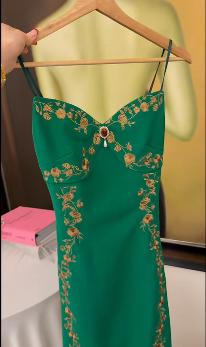 Vintage Black Sheath Long Evening Dresses Applique Chiffon Spaghetti Straps Prom Dresses Sleeveless Party Dresses DP04524