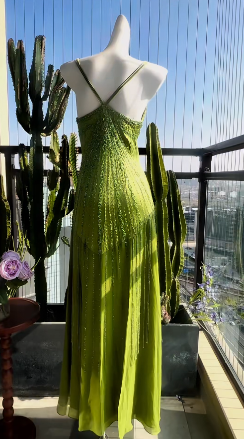 Süßes Ballkleid Spaghettiträger Silbergrau Mini Kurzes Formales Homecoming-Kleid Party Kurzes Ballkleid Hoco Kleider DH2684