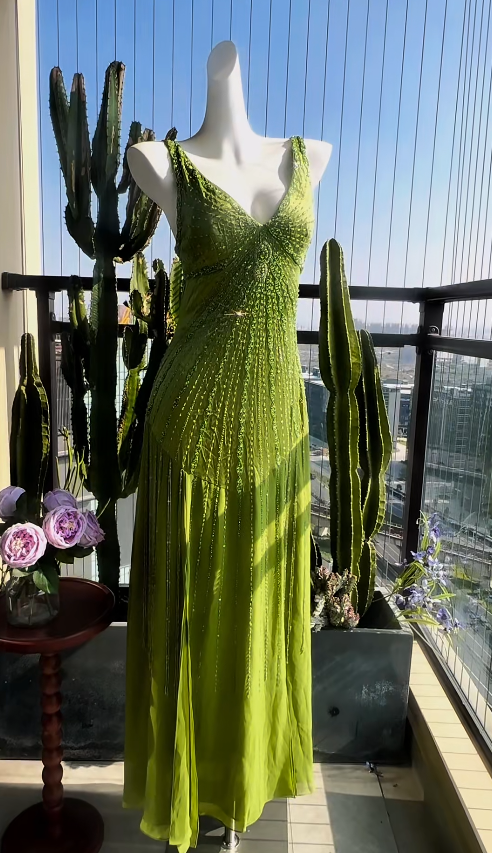 Süßes Ballkleid Spaghettiträger Silbergrau Mini Kurzes Formales Homecoming-Kleid Party Kurzes Ballkleid Hoco Kleider DH2684