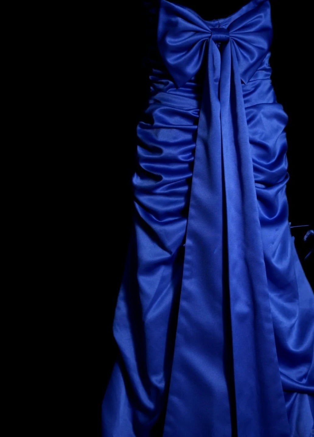 Elegant Royal Blue Long Prom Dresses Satin Beaded Sweetheart A-Line Evening Dress Sleeveless Party Dress DP04921