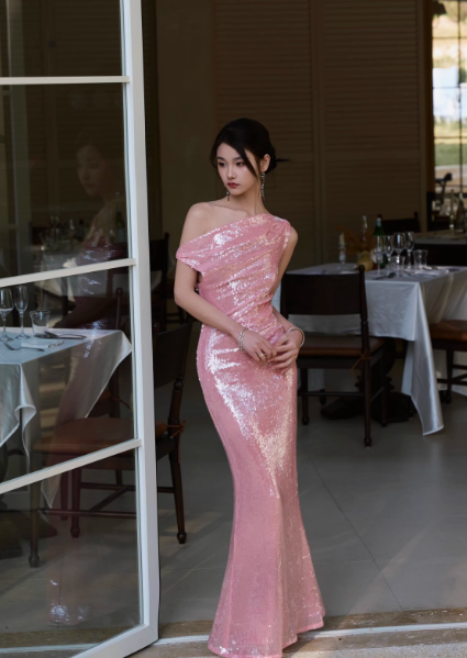 Süßes Ballkleid Spaghettiträger Silbergrau Mini Kurzes Formales Homecoming-Kleid Party Kurzes Ballkleid Hoco Kleider DH2684