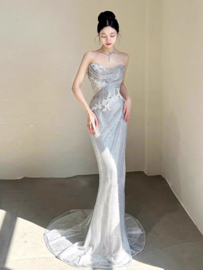 Süßes Ballkleid Spaghettiträger Silbergrau Mini Kurzes Formales Homecoming-Kleid Party Kurzes Ballkleid Hoco Kleider DH2684
