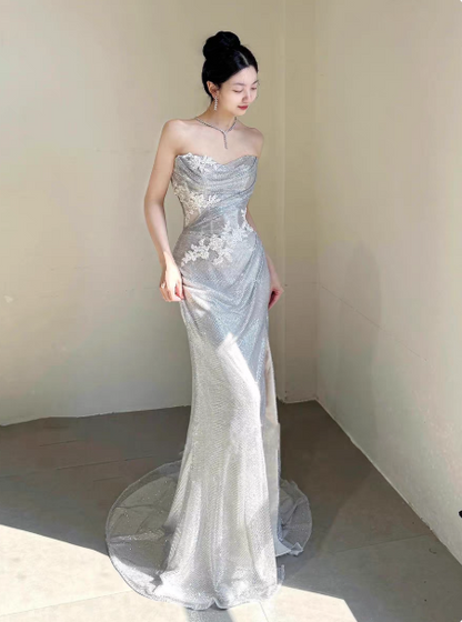 Süßes Ballkleid Spaghettiträger Silbergrau Mini Kurzes Formales Homecoming-Kleid Party Kurzes Ballkleid Hoco Kleider DH2684