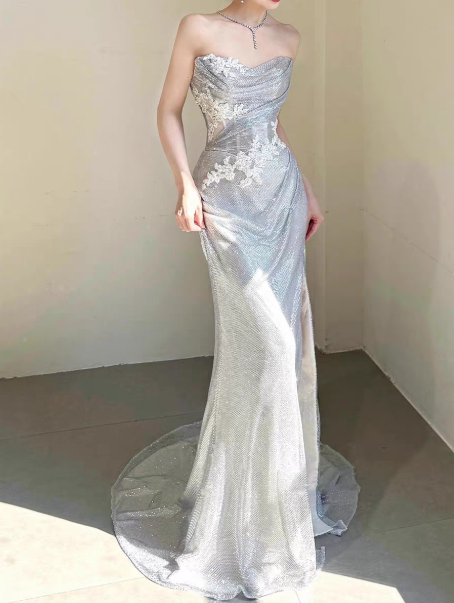 Süßes Ballkleid Spaghettiträger Silbergrau Mini Kurzes Formales Homecoming-Kleid Party Kurzes Ballkleid Hoco Kleider DH2684