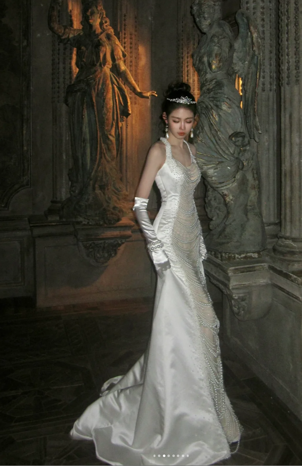 Chic White Long Prom Dresses Beaded Satin V-neck Mermaid Evening Dress DP04967
