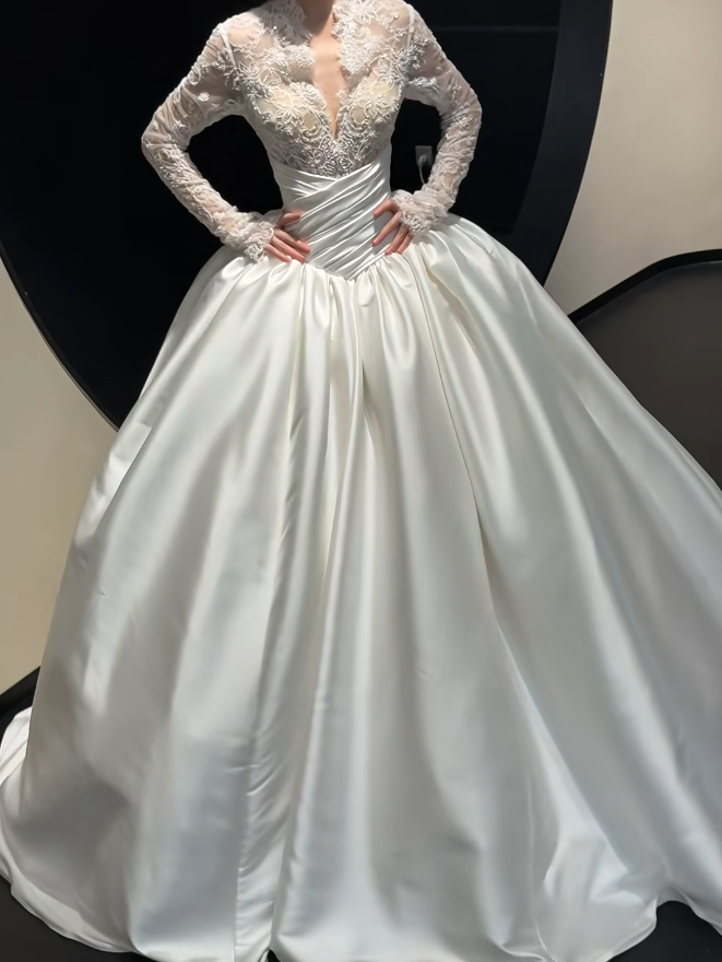 Elegant A-Line Long Wedding Dress Satin V-Neck White Bridal Gown Long Sleeves Bridal Dress DP05004