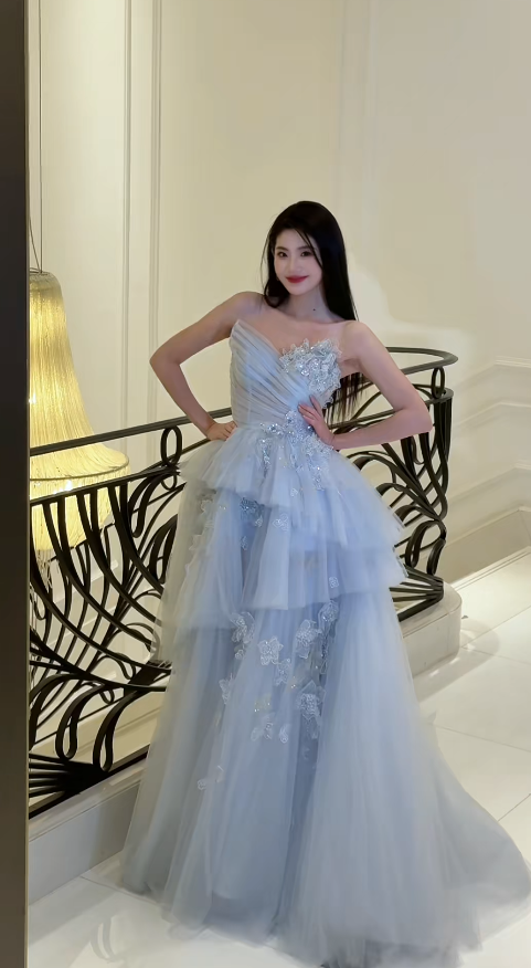 Süßes Ballkleid Spaghettiträger Silbergrau Mini Kurzes Formales Homecoming-Kleid Party Kurzes Ballkleid Hoco Kleider DH2684