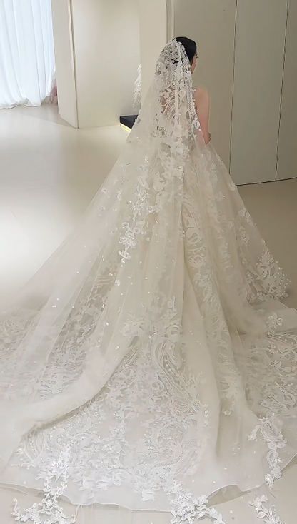 Timeless White Wedding Dress A-Line Strapless Bridal Dress Tulle Applique Bridal Gown DP05053