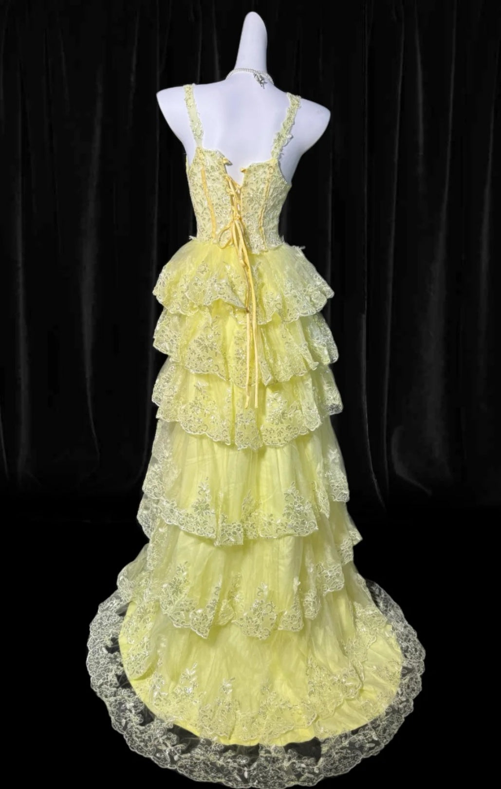 Cute Yellow Prom Dress Spaghetti Straps A-Line Evening Dress Tulle Appliques Sleeveless Party Dress DP05062