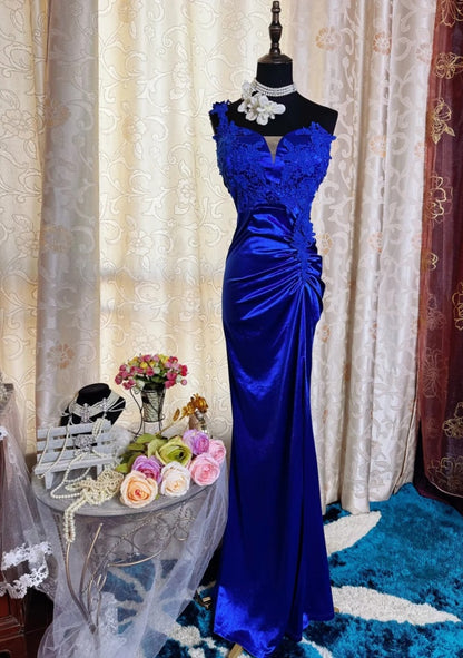 Chic Sheath Royal Blue Prom Dress Appliques Satin Sleeveless Evening Dress DP05079