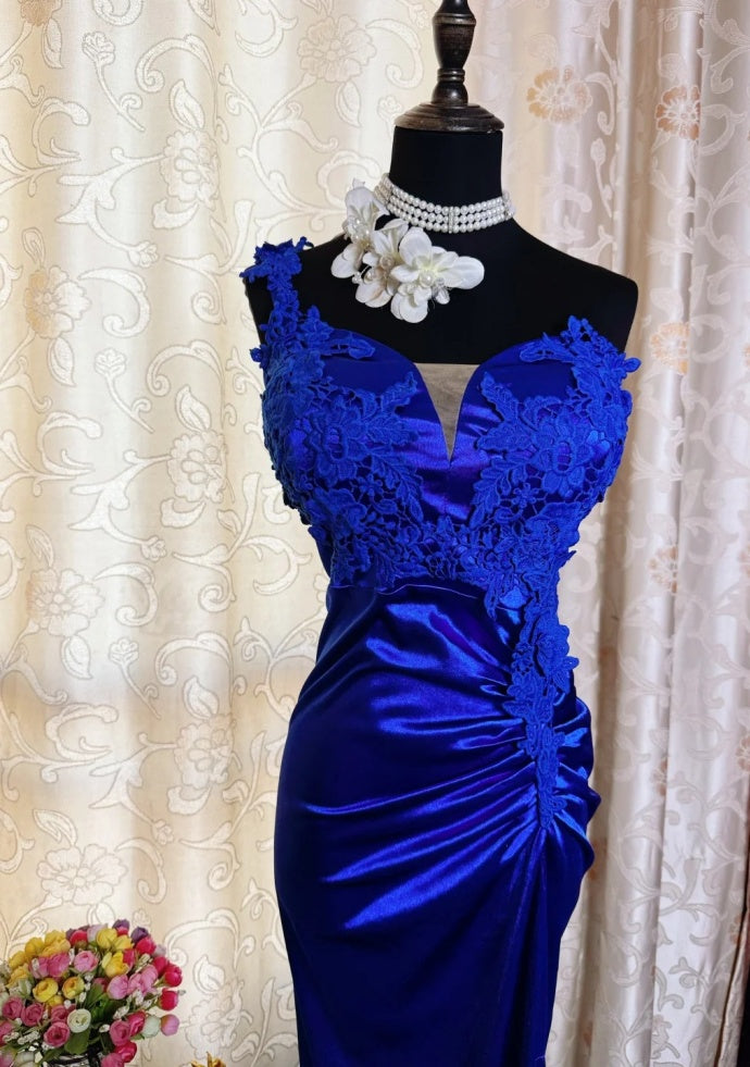 Chic Sheath Royal Blue Prom Dress Appliques Satin Sleeveless Evening Dress DP05079