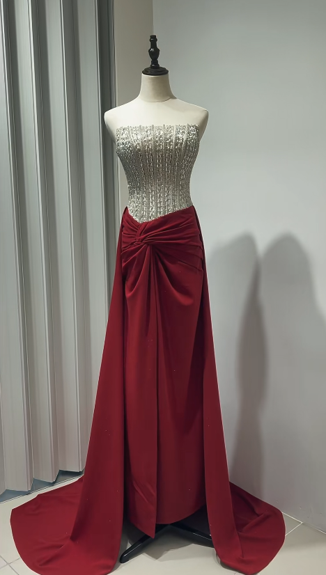 Chic Red Prom Dress Beaded Satin Sheath Sleeveless Evening Dress DP05147