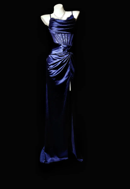 Elegantes marineblaues Ballkleid aus Satin mit Spaghettiträgern, ärmellos, auch als Geburtstagskleid geeignet (DP05247)