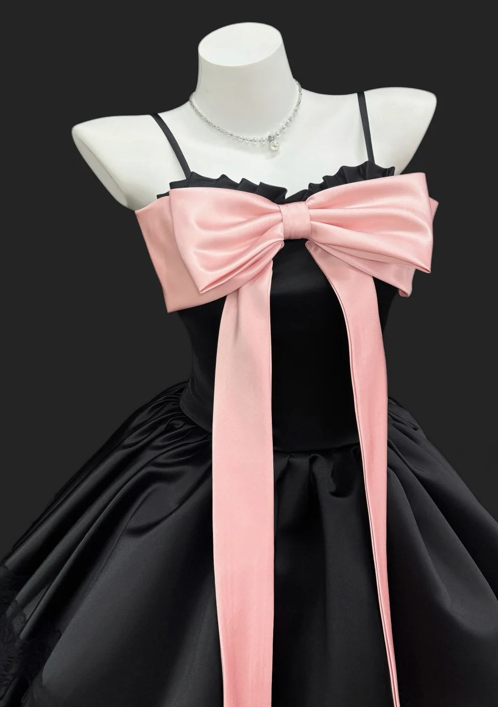 Sexy Black Prom Dress Spaghetti Straps Satin A-Line Short Party Dress DP05278