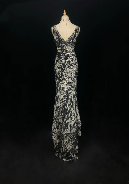Elegantes langes Chiffon-Abendkleid mit Leopardenmuster und V-Ausschnitt, DP05281
