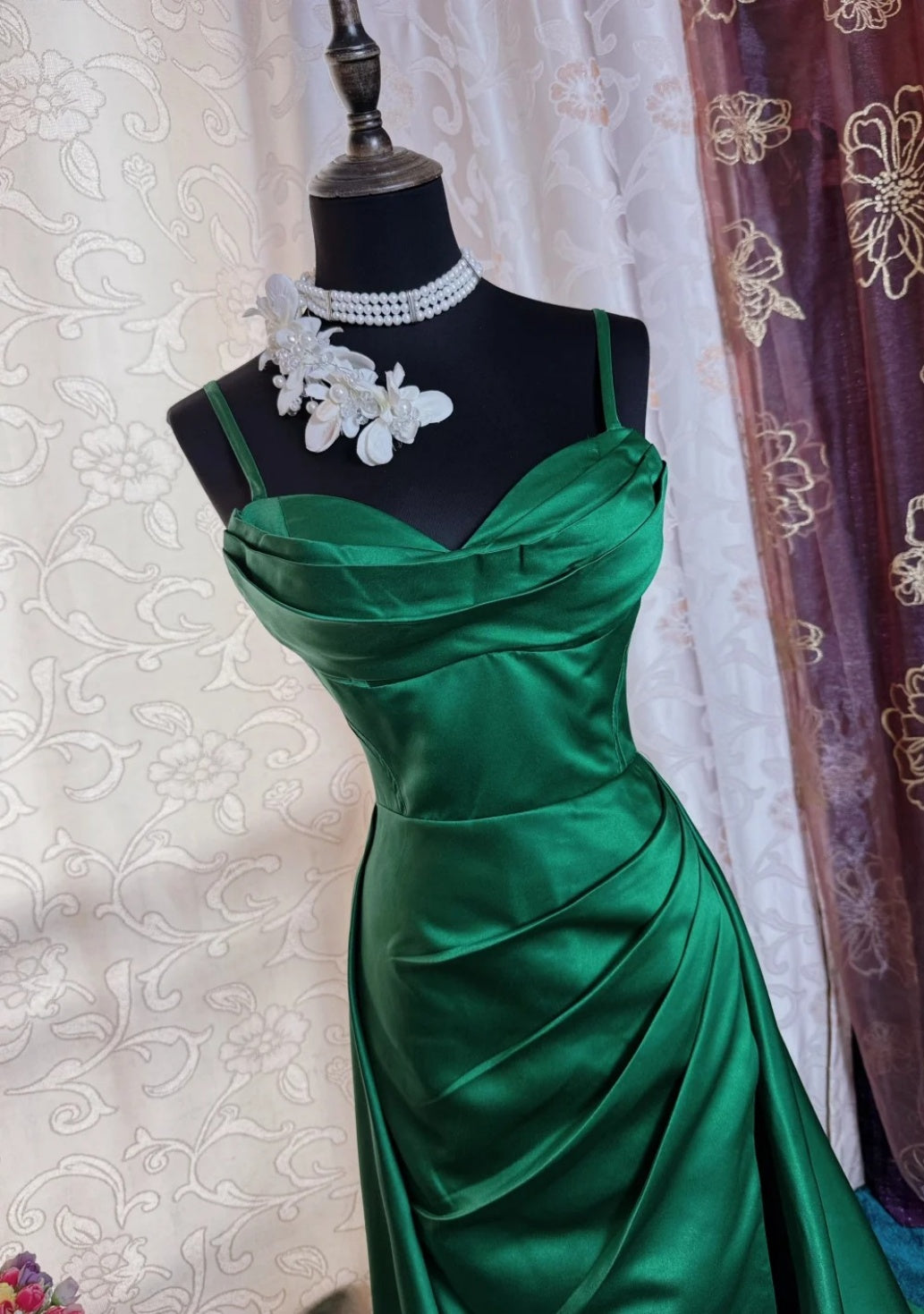 Robe de bal verte élégante à fines bretelles en satin, robe de soirée longue fourreau DP05283