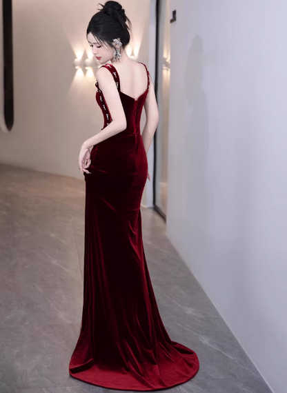 Robe de bal bordeaux chic à fines bretelles en velours, robe de soirée longue fourreau DP05288