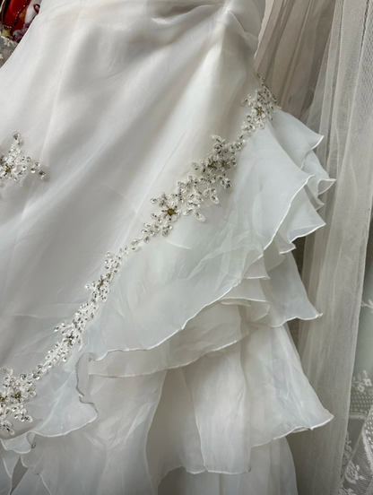 Chic White Long Wedding Dress A-Line Straps Tulle Bridal Dress Sleeveless Bridal Gowns  DP05300