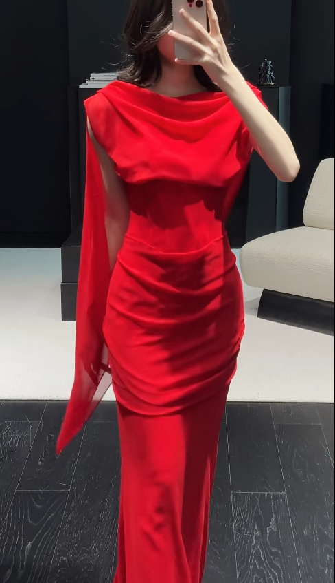 Elegantes rotes Ballkleid Etui-Stil Schwingender Ausschnitt Chiffon Langes Abendkleid DP05319